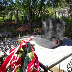 Фото компании ООО Изготовление памятников в Ярославле СалонКамня Толбухина 58 3