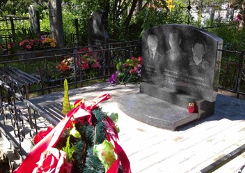 Фото компании ООО Изготовление памятников в Ярославле СалонКамня Толбухина 58 3