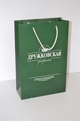 Картонные ламинированные пакеты с логотипом