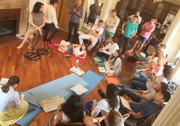 Фото компании  "Клиентов много" 3