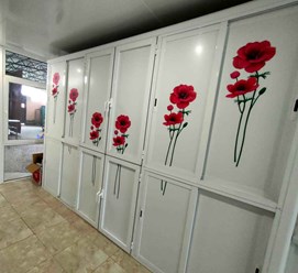 Шкаф алюминиевый, развижной. Заполнение сендвич-панель 10мм. Цвет Белый 9016.