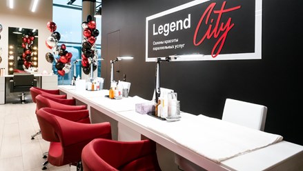 Фото компании ООО Салон красоты параллельных услуг "Legend City" 2