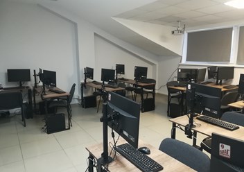 Фото компании  Компьютерная академия ТОР Барнаул 1