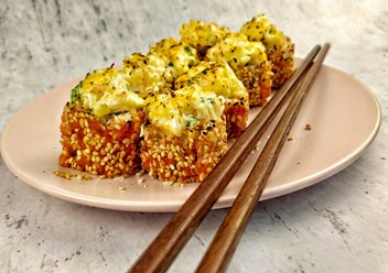 Фото компании ООО Смачнисима - доставка  пиццы и суши в Вишневом 5