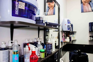 Фото компании ООО Салон красоты «Эконом - студия» 30