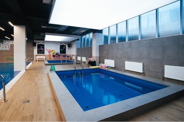 Детский бассейн в фитнес-клубе