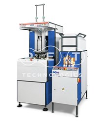 Полуавтомат выдува ПЭТ-тары УПФ-10. Производительность, бут/час: – при объеме 0,2-3л: 600-800; – при объеме 5-6л: 300-350. Объем бутылок, л: 0,2-6,0