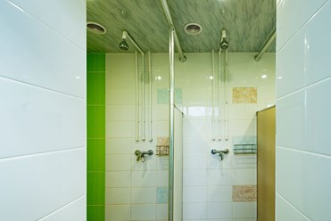 душевые на этаже