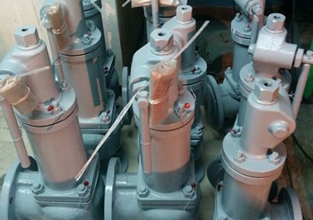 Клапан предохранительный СППК4Р 80-16 17с6нж