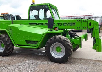 Фото компании  Телескопические погрузчики Telehandler 2