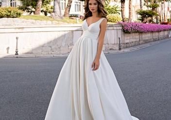 Фото компании  Свадебный салон Диадема 1