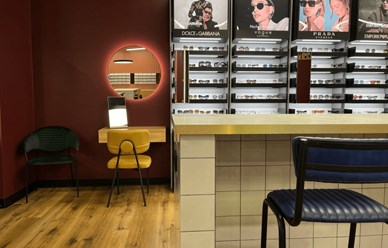 Интерьер салона оптики STOCK OPTIKA