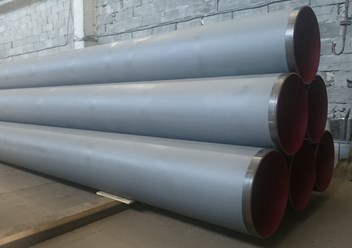 Трубы стальные с антикоррозионным эпоксидным защитным покрытием (Технические условия 1390-001-48276800-2015), с применением эпоксидных красок, относится к антикоррозионному защитному покрытию