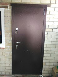 Фото-отчет с установки металлической двери.
