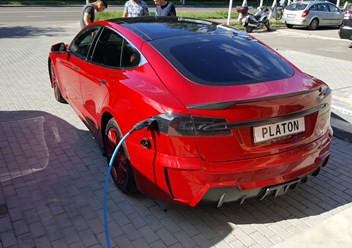 Обвес Platon для Tesla Model S