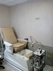 Маникюрный кабинет (педикюрное кресло) в учебном центре Asta-La-vista.