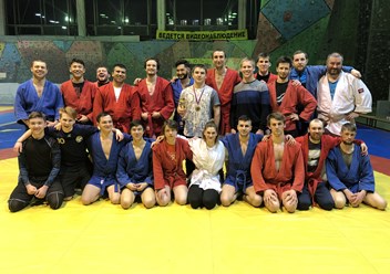 Фото компании  Школа самбо в Олимпийском 1
