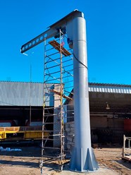 Консольный стационарный кран