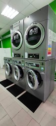 Стиральные и сушильные машины в прачечной самообслуживания СамПРАЧКА на Студеном пр 7А