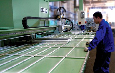 Автоматическая линия производства конструкций из ПВХ