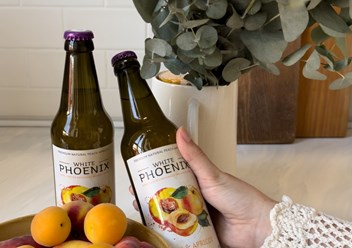 Медовуха персик-абрикос White Phoenix