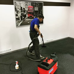 Фото компании  Kлининг Плюс 30