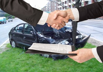 Услуги автоэкспертов, оценка ущерба для восстановительного ремонта,  оценка рыночной стоимости автомобиля,  оценка стоимости утраты товарной стоимости, оценка годных остатков