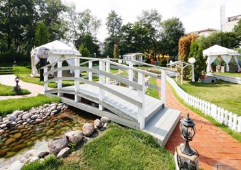 Фото компании  Лужайка, ресторан 5