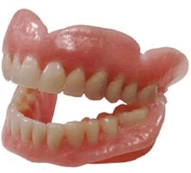 верхние и нижние полные съемные протезы. Протезирование зубов в Самаре дентэрум. http://denterum.ru/semnyij-zub-protez-iz-akrila . Стоимость протезов 10 000 руб за один съемный протез