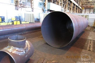 Стальной тройник