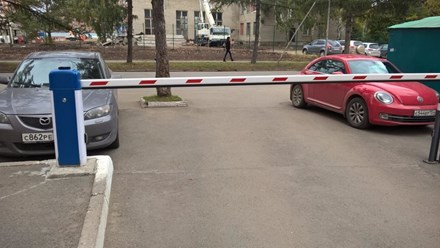 Установка шлагбаума