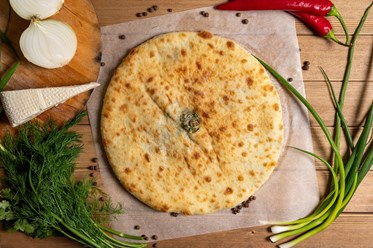 Осетинский пирог со свекольными листьями