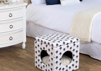 Домик для собак и кошки материал: фанера обивка ткань на заказ