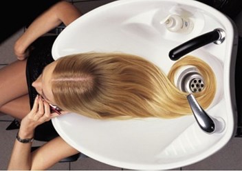 Парикмахер.