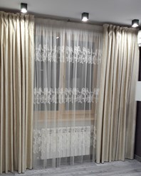 Уютные шторы в спальне