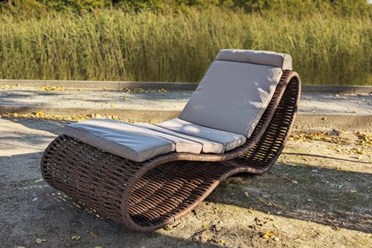 Пляжное оборудование "WoodBeach": раздевалки, дорожки деревянные, бунгало, теневые навесы, шезлонги, пляжные зонты, душевые стойки, перголы, вышки спасателя, обустройство пляжей