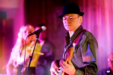 Кавер группа найти https://azbukamorze.com