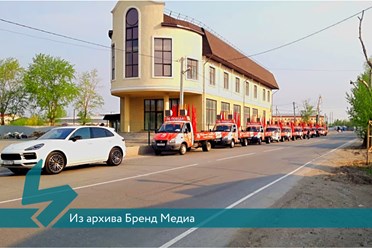 Оформление к 9 Мая Наружная реклама Вывески Таблички Банеры Наклейки Дизайн Изготовление Монтаж Мерч сувенирка полиграфия визитки листовки флаеры Брендирование авто Широкоформатная печать Макет