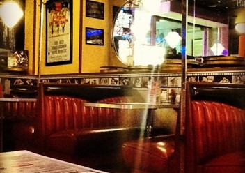 Фото компании  Beverly Hills Diner, сеть ресторанов 5