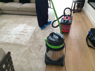 Уборка под ключ подразумевает под собой целый комплекс работ, который в итоге приведёт к совершенному результату.

Отлаженная до мелочей работа клининговой компании "Клининг Плюс" - залог чистоты!