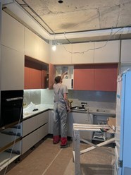 ЖК КЛЕВЕР ПАРК процесс установки кухни