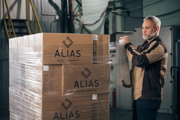 Обмотка поддона с коробами плёнкой Alias