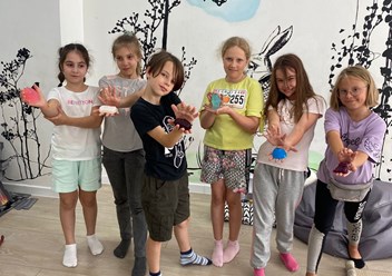 Фото компании ИП Жеребнова Л.А. Городские каникулы на Полярной 5