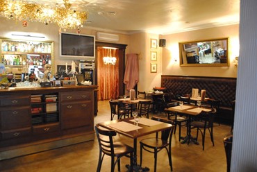 Фото компании  Гостиная, ресторан 7