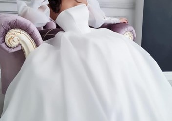 Свадебное платье минималистичного дизайна из новой матовой органзы воск