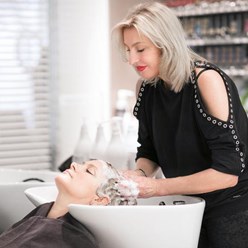 Фото компании ООО Салон красоты    "Натали" 2