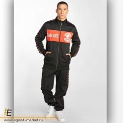 Модная спортивная одежда для мужчин серии Lux в интернет магазине #EGOист - https://egoist-market.ru/products/modnaya-sportivnaya-odezhda-dlya-muzhchin