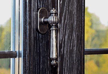 Деревянные окна из дуба