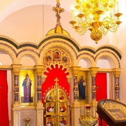 Иконостасы из камня