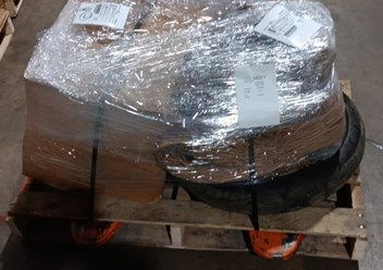 Доставили запчасти и колесо к мотоциклам